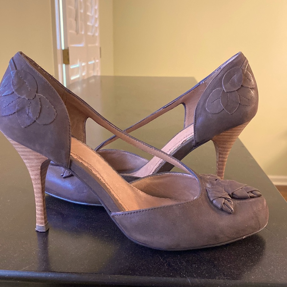 Miss Albright chocolate brown heels